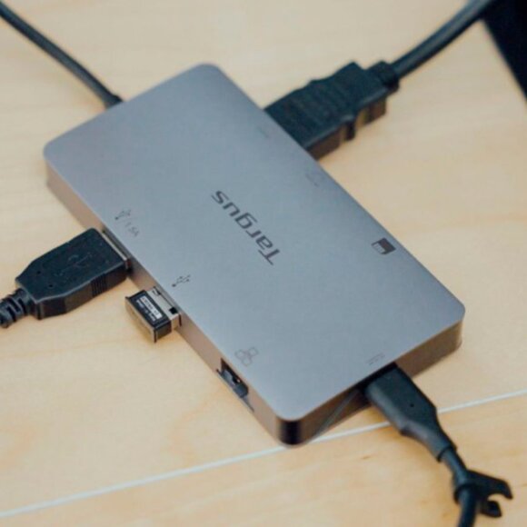 Targus - USB-C Dual HDMI 4K Docking Station - Silver - Picture 5 of 5